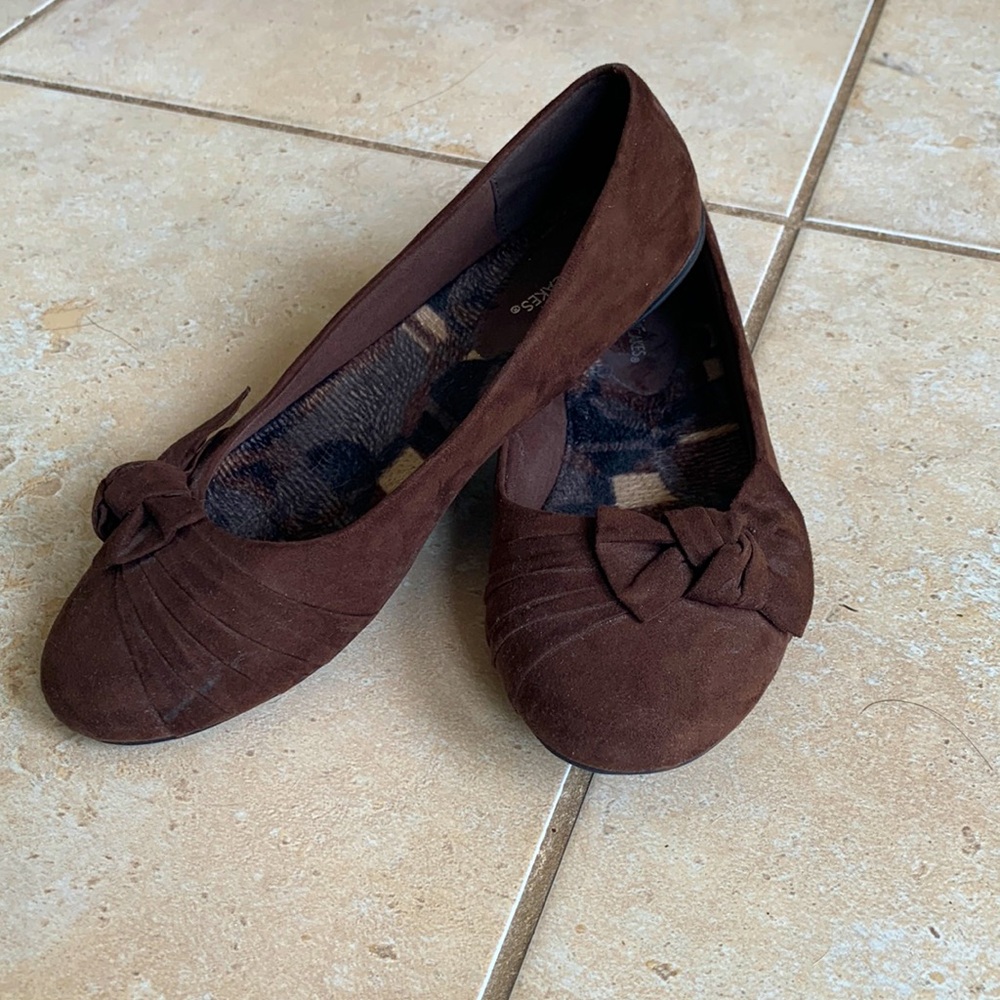 NWOB Hot cakes brown flats size 10M